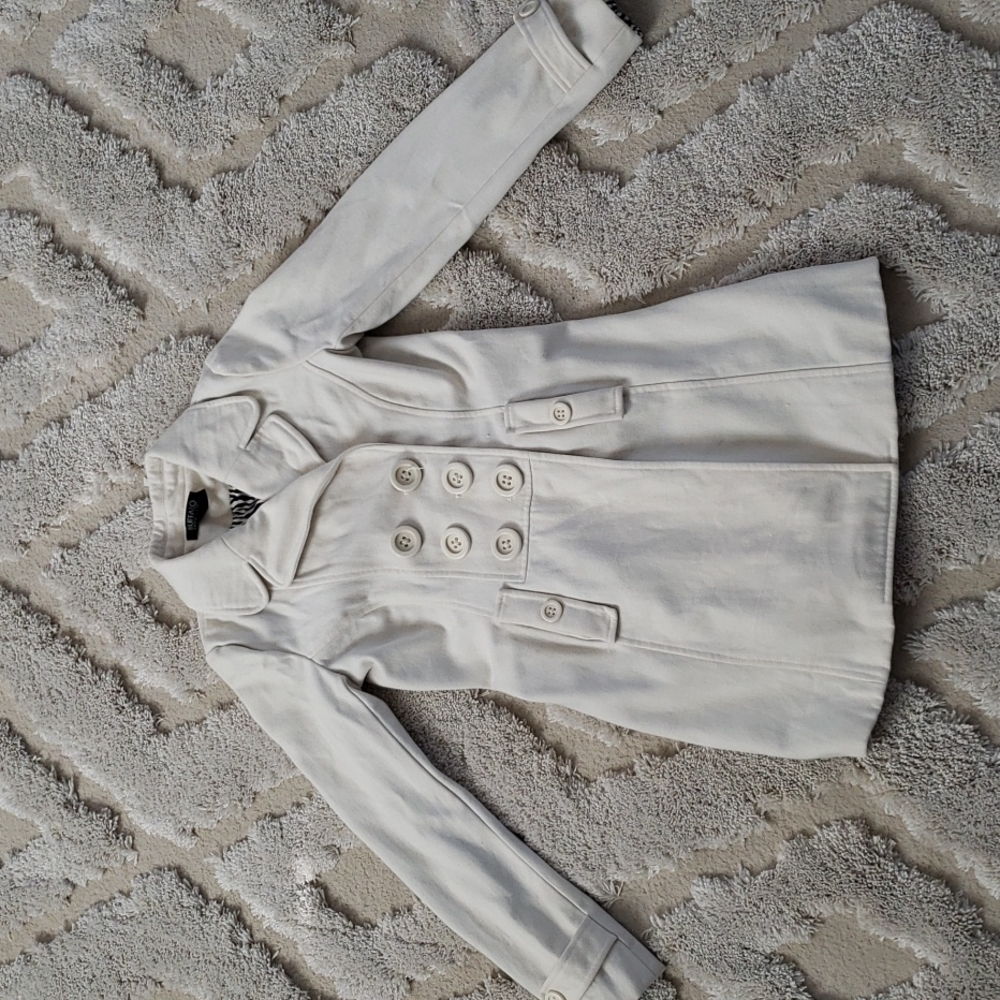 Medium Length White Coat, 60% wool, and lined inside